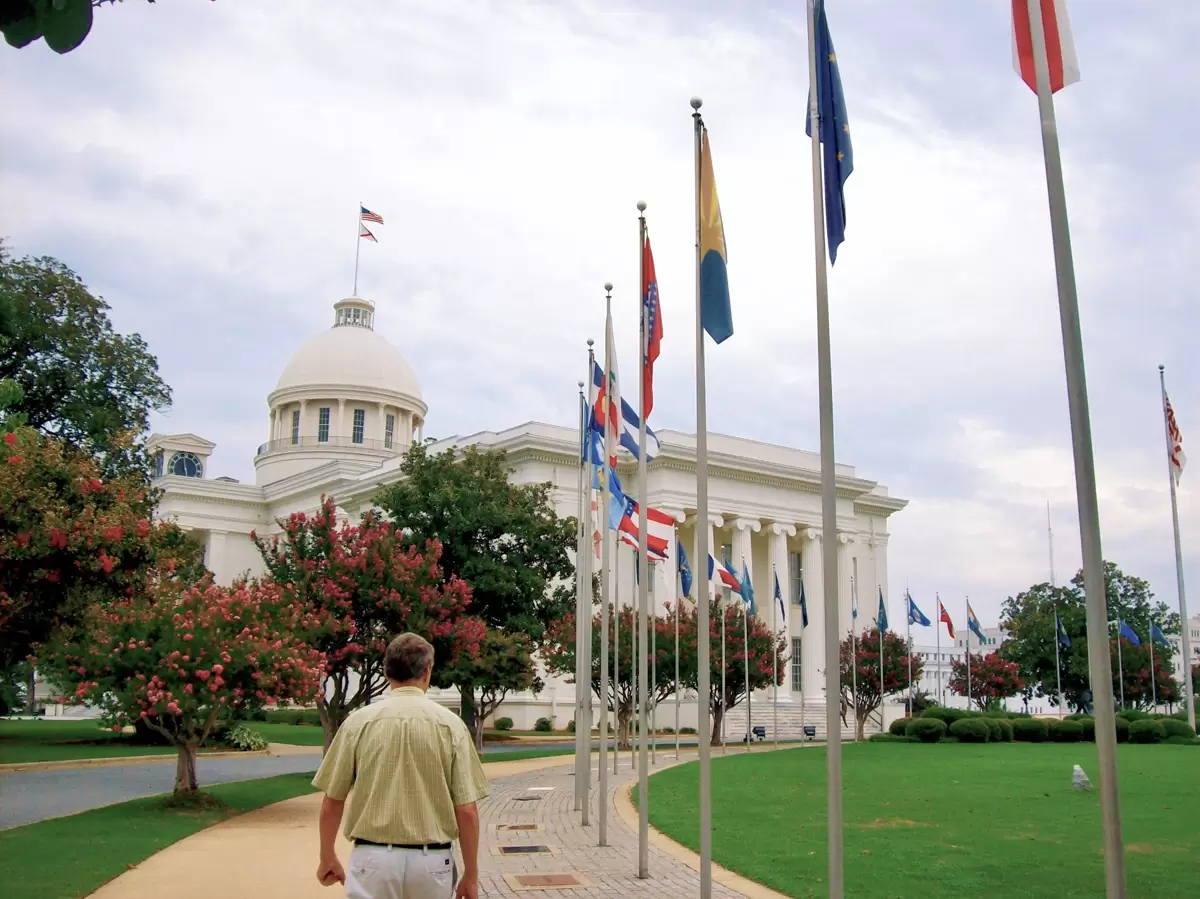 alabama state capitol in montgomery assisted living