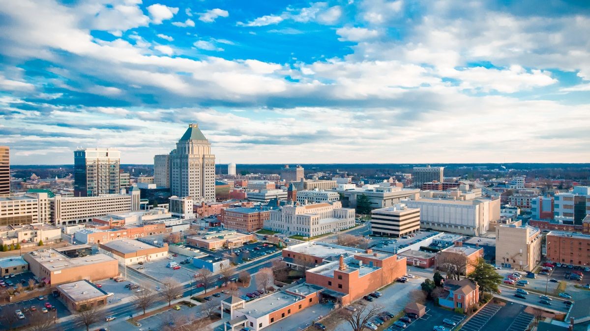 mit blick auf greensboro-nc-2021-10-13-18-37-48-utc