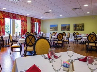 danberry at inverness casual dining room 63 1711659774 400x300