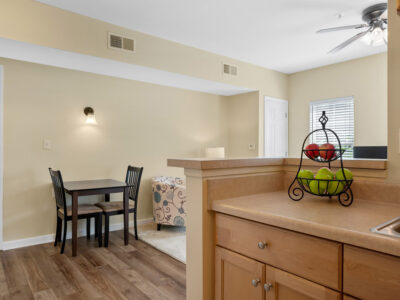 town village vestavia apartment ktichen 400x300