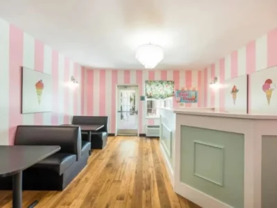 ice cream parlor 26 1711658477 400x300